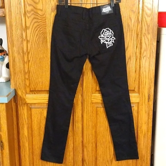 Broken‎ Promises By Zumiez NWT Unisex Size 30 Black White Denim Jeans Slim Fit - Picture 3 of 16